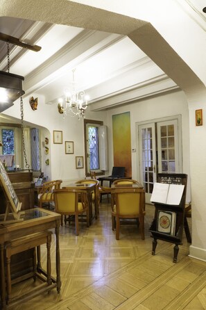 Business centre - Hostal Rio Amazonas (Santiago)