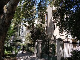 Fachada de la propiedad