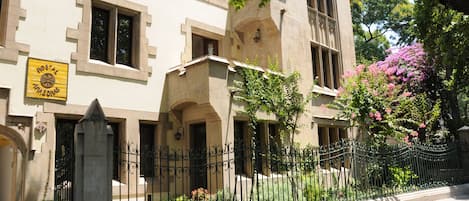 Façade de lâhĂ©bergement