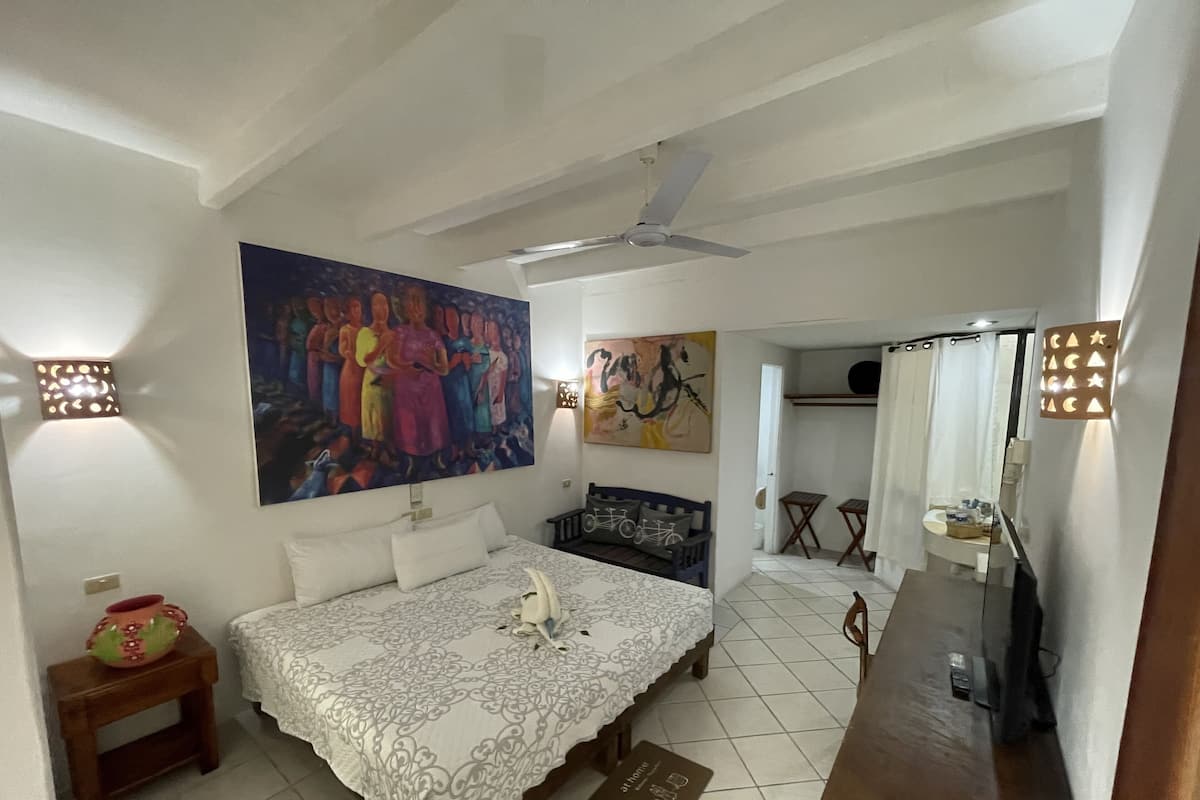 In-room safe, iron/ironing board, free WiFi