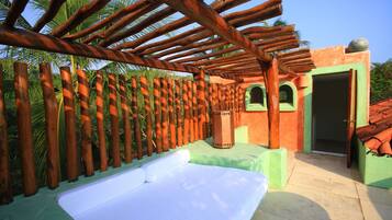 Deluxe Suite, Ocean View | Terrace/patio