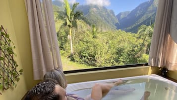 Superior Room, 2 Bedrooms | Private spa tub
