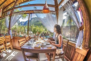 Desayuno buffet incluido todos los días