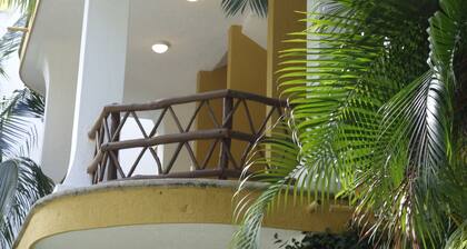 Las Palmas Condominio
