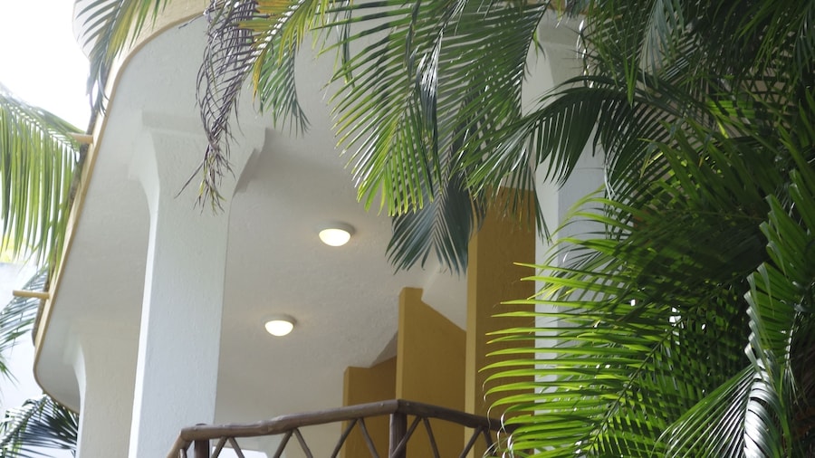 Las Palmas Condominio