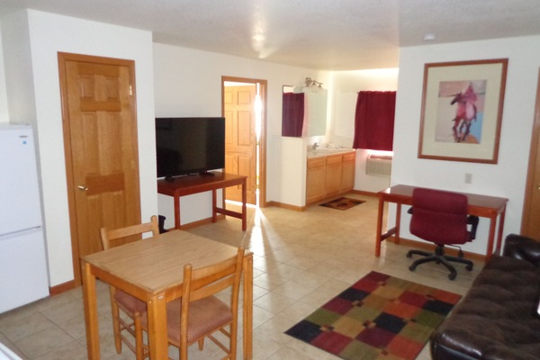 Suite, 2 Bedrooms | Living area | Flat-screen TV