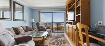 Bimini 105 2 Bedroom Condo by RedAwning