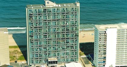 Century I 702 2 Bedroom Condo by RedAwning