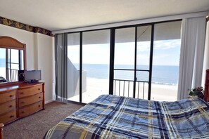 Condo, 2 Bedrooms