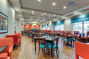 Free daily buffet breakfast - Drury Inn & Suites Phoenix Chandler Fashion Center (Chandler)