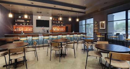 Drury Inn & Suites Phoenix Chandler Fashion Center