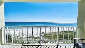 Condo, 1 Bedroom, Balcony, Beachfront (1.5 Bathrooms) | Terrace/patio
