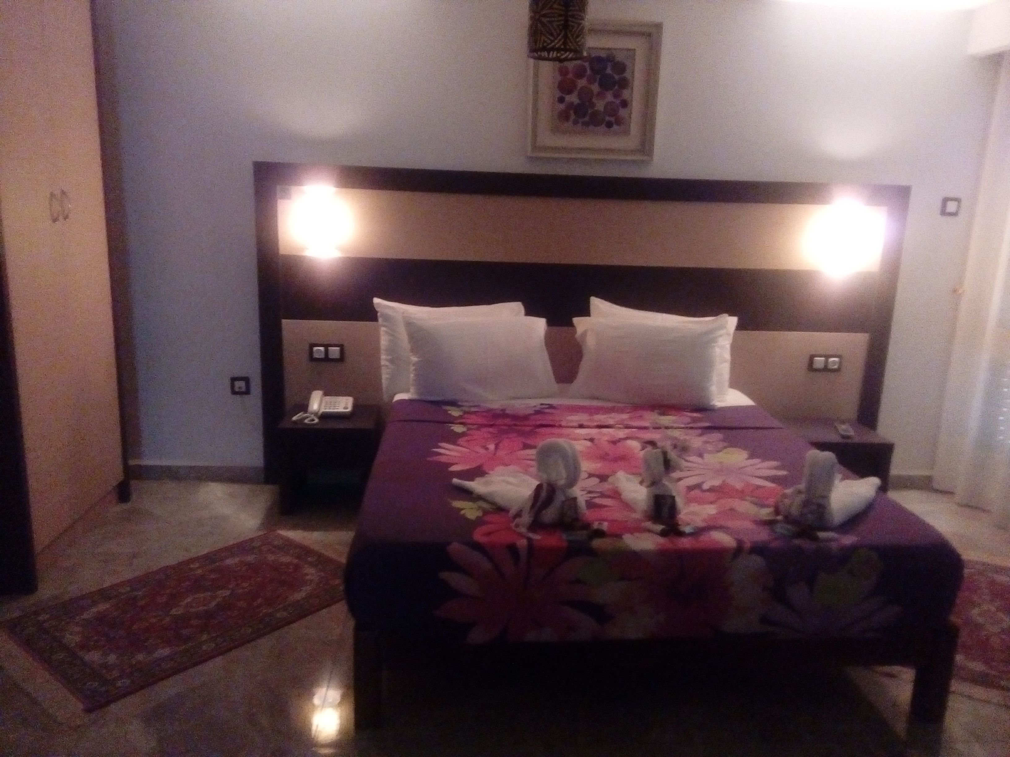 standard single room, 1 single bed | minibar, in-room safe, desk, blackout curtains