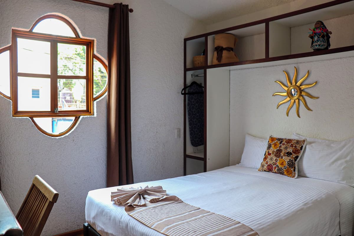 Habitación Doble EstÔndar con baño compartido | 1 quarto, roupas de cama premium, cofres nos quartos