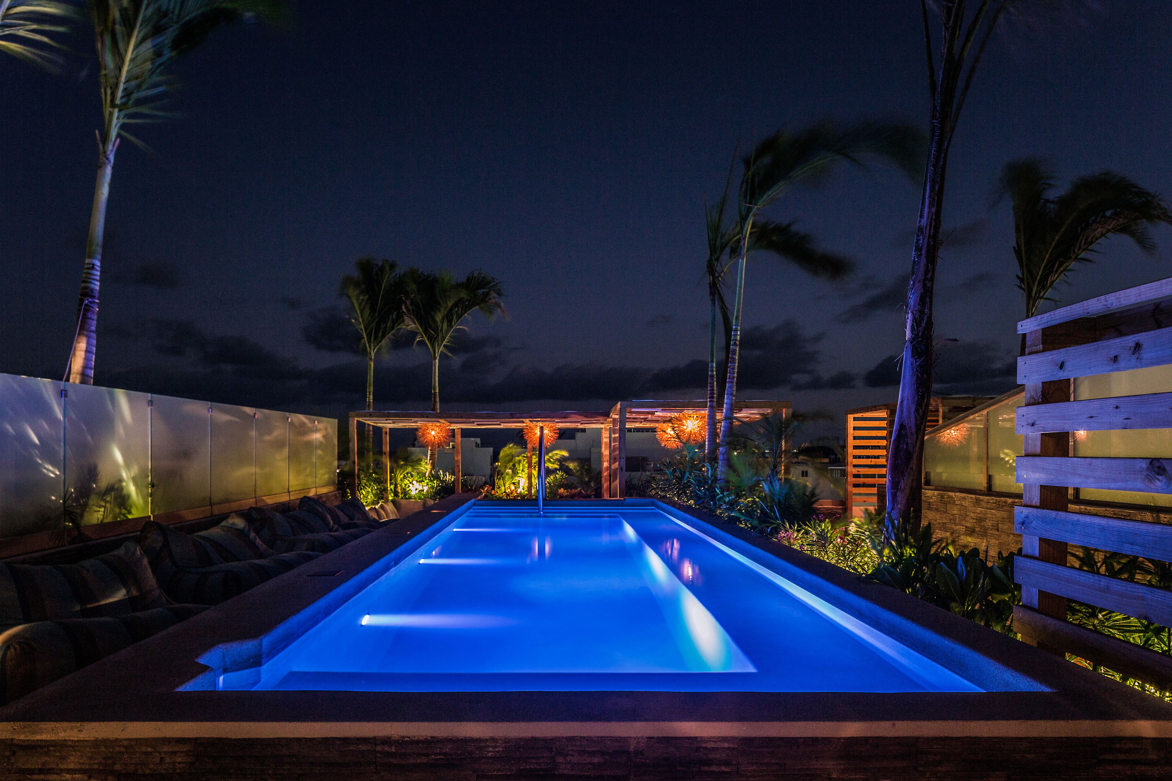 outdoor pool, pool loungers