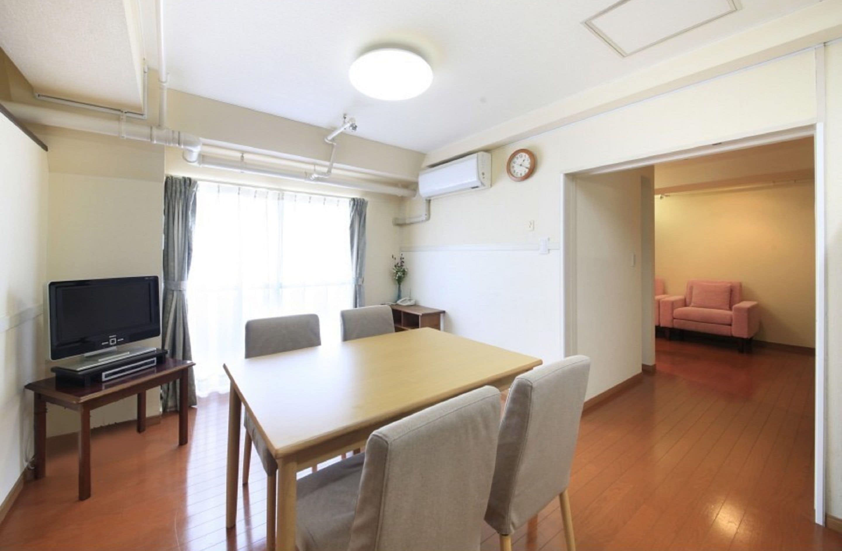 pent house for families use(w/washing machine) | in-room dining