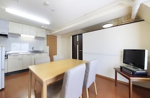 Pent house for families use(W/Washing Machine) | Private kitchenette | Fridge