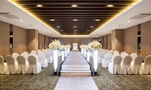 Innenbereich für Hochzeiten