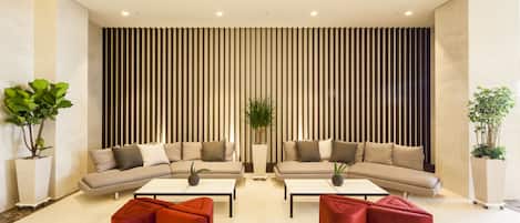 Lobby-Lounge