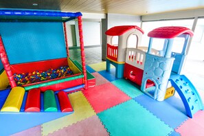 Children’s play area – indoor