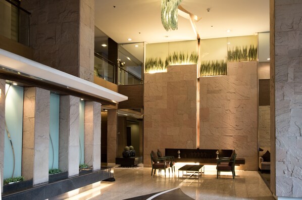 บริเวณนั่งเล่นที่ล็อบบี้