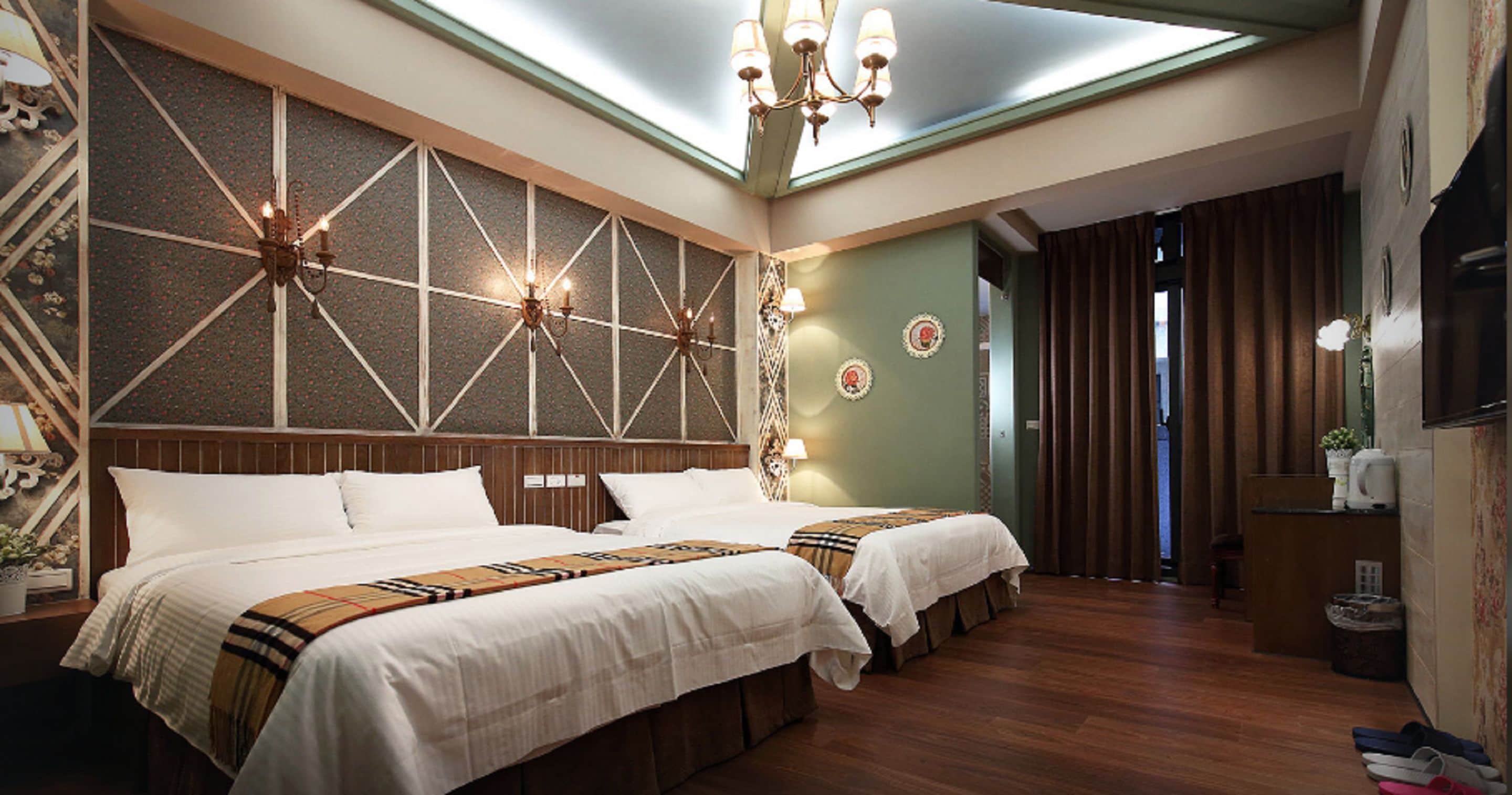 Standard Quadruple Room, Balcony | Free WiFi, bed sheets