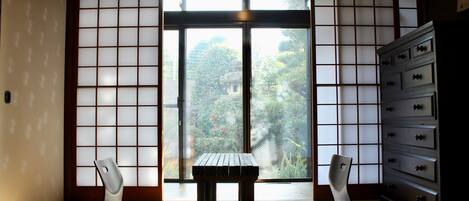 Japanese Style Traditional Room | Free WiFi, bed sheets