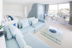 Suite Deluxe (Sicily) | 1 dormitori, roba de llit d'alta qualitat i minibar 