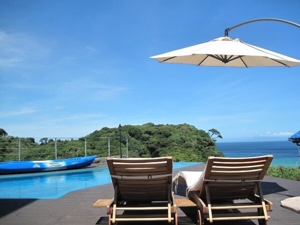 Seasonal outdoor pool