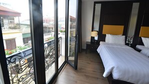 3 bedrooms, minibar, in-room safe, desk - Hanoi Space Hotel (Hanoi)