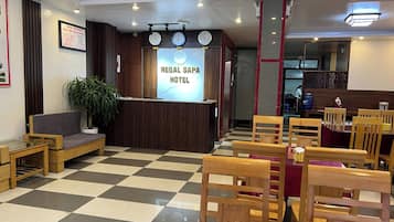 35-Zoll-Flachbildfernseher mit Kabelempfang, Fernseher