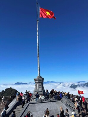 Quầy tiếp tân