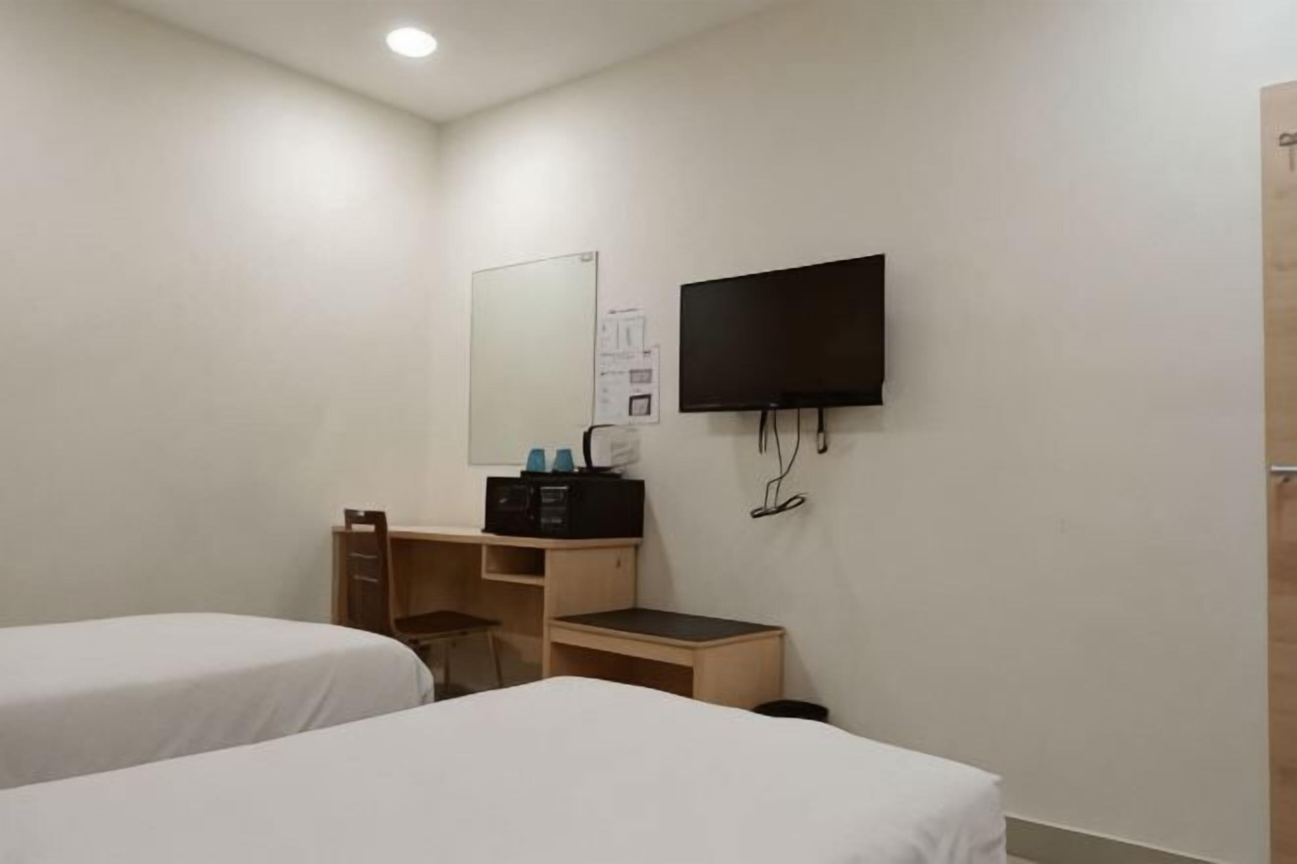 Coffres-forts dans les chambres, bureau, Wi-Fi gratuit, draps fournis