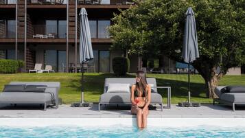 Outdoor pool, sun loungers