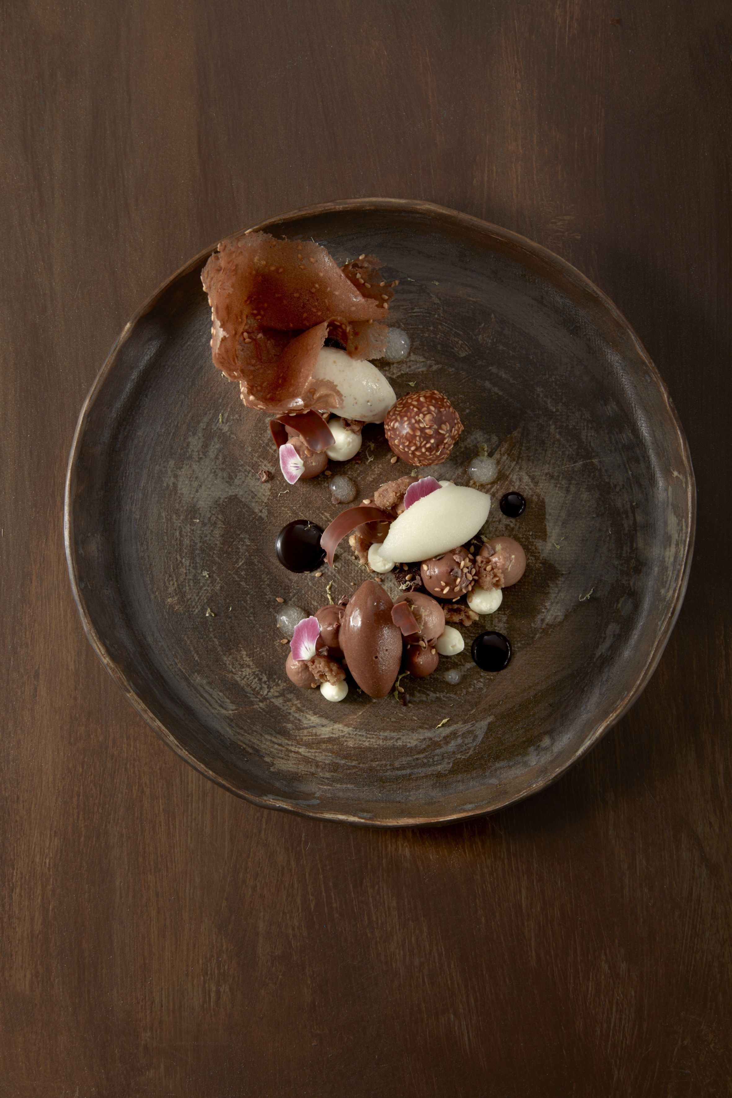 lunch, dinner served; french cuisine, al fresco dining