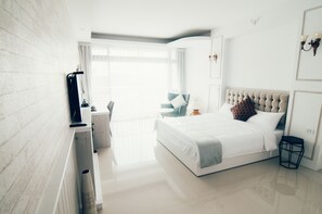 Habitación doble (Street View) | Ropa de cama de alta calidad y decoración personalizada 