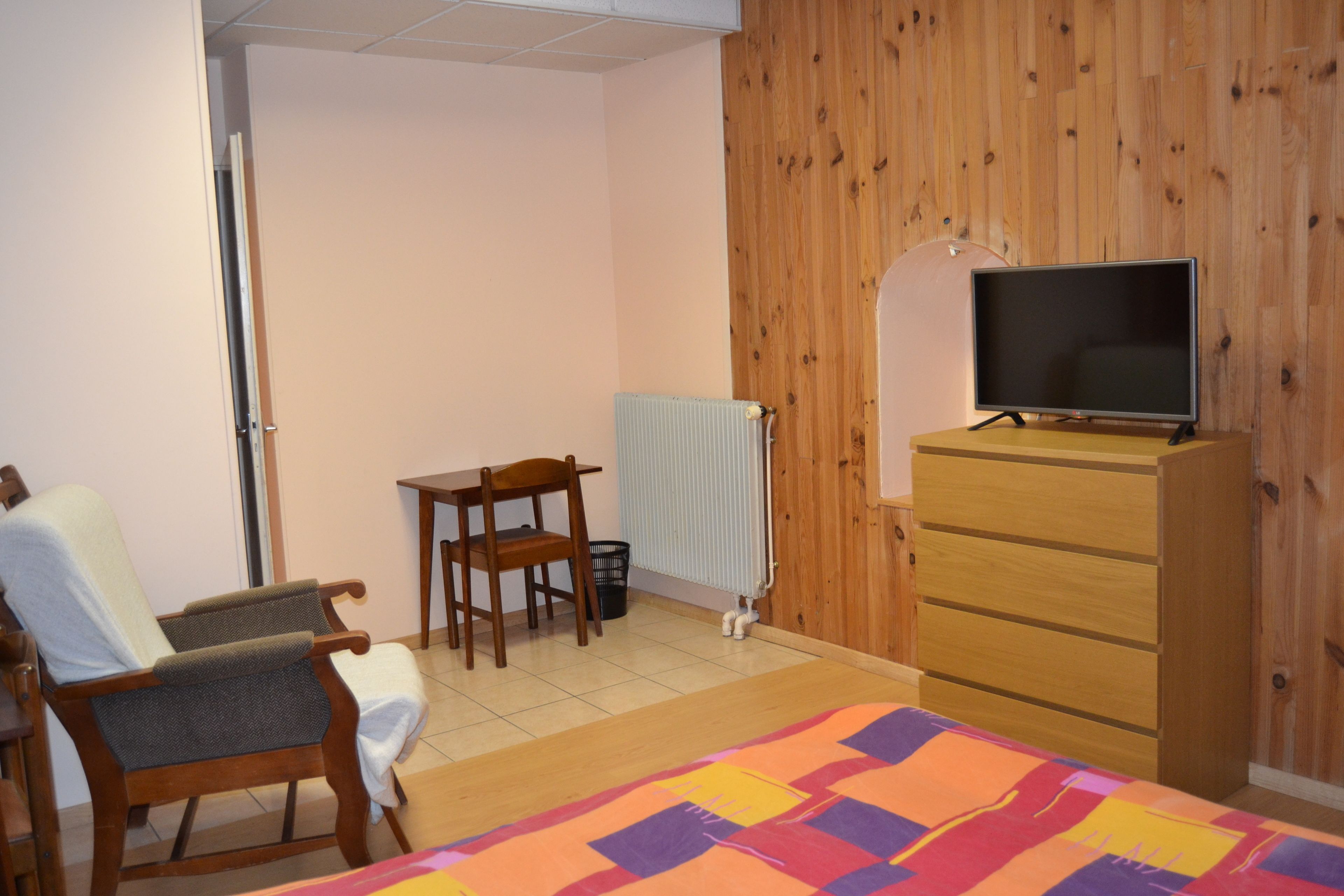 standard double room | free wifi, bed sheets