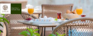 Daily continental breakfast for a fee - Charme Hotel (Antalya)