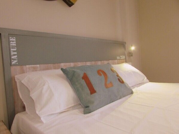 Seterika/papan seterika, Wi-fi percuma 