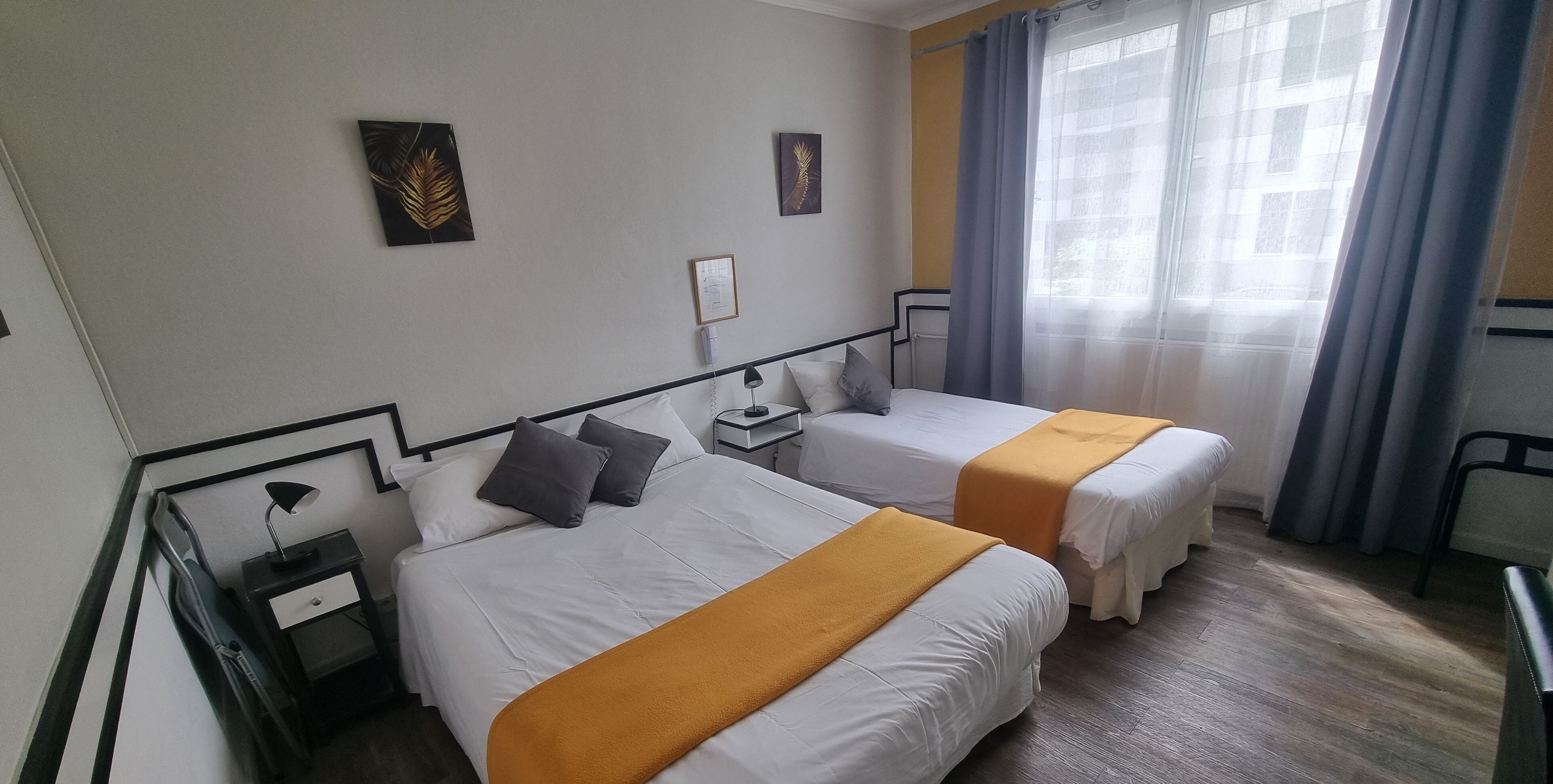 triple room | desk, blackout curtains, soundproofing, iron/ironing board