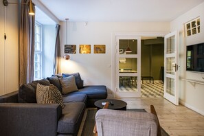 Apartment, 3 Bedrooms, Kitchen | Wohnbereich