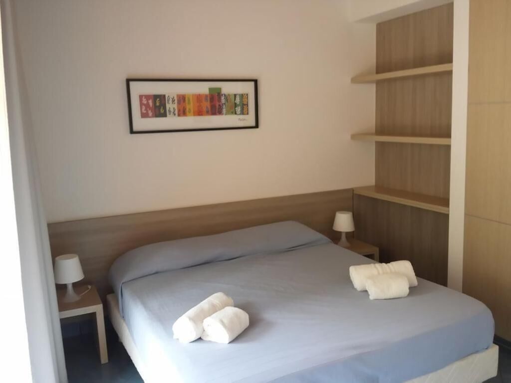 In-room safe, free cribs/infant beds, rollaway beds, free WiFi