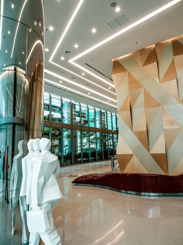 Summer Suites Residences by Subhome