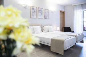 Δίκλινο Δωμάτιο (Double ή Twin), Μπαλκόνι | Χρηματοκιβώτιο στο δωμάτιο, γραφείο, κουρτίνες συσκότισης 