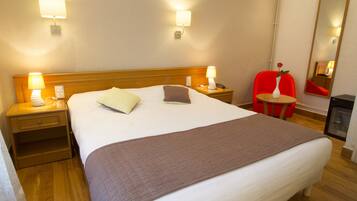 ์ํผ๋ฆฌ์ด ๋๋ธ๋ฃธ | ๊ณ ๊ธ ์นจ๊ตฌ, ๋ฏธ๋๋ฐ, ์ฑ
์, ๋ค๋ฆฌ๋ฏธ/๋ค๋ฆฌ๋ฏธํ