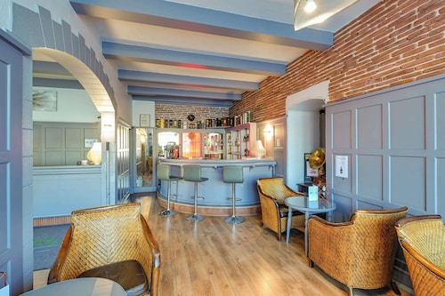 Brit Hotel Roanne - Le Grand Hotel