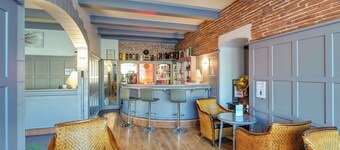 Brit Hotel Roanne - Le Grand Hotel