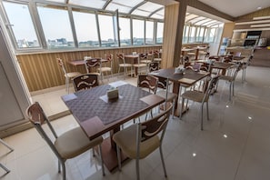 Food court