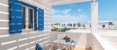 Deluxe Studio (No 5) | Exterior