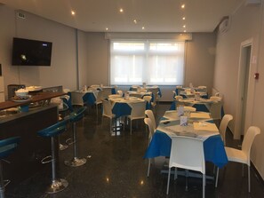 Bar (on property) - La Vela hotel (Varazze)